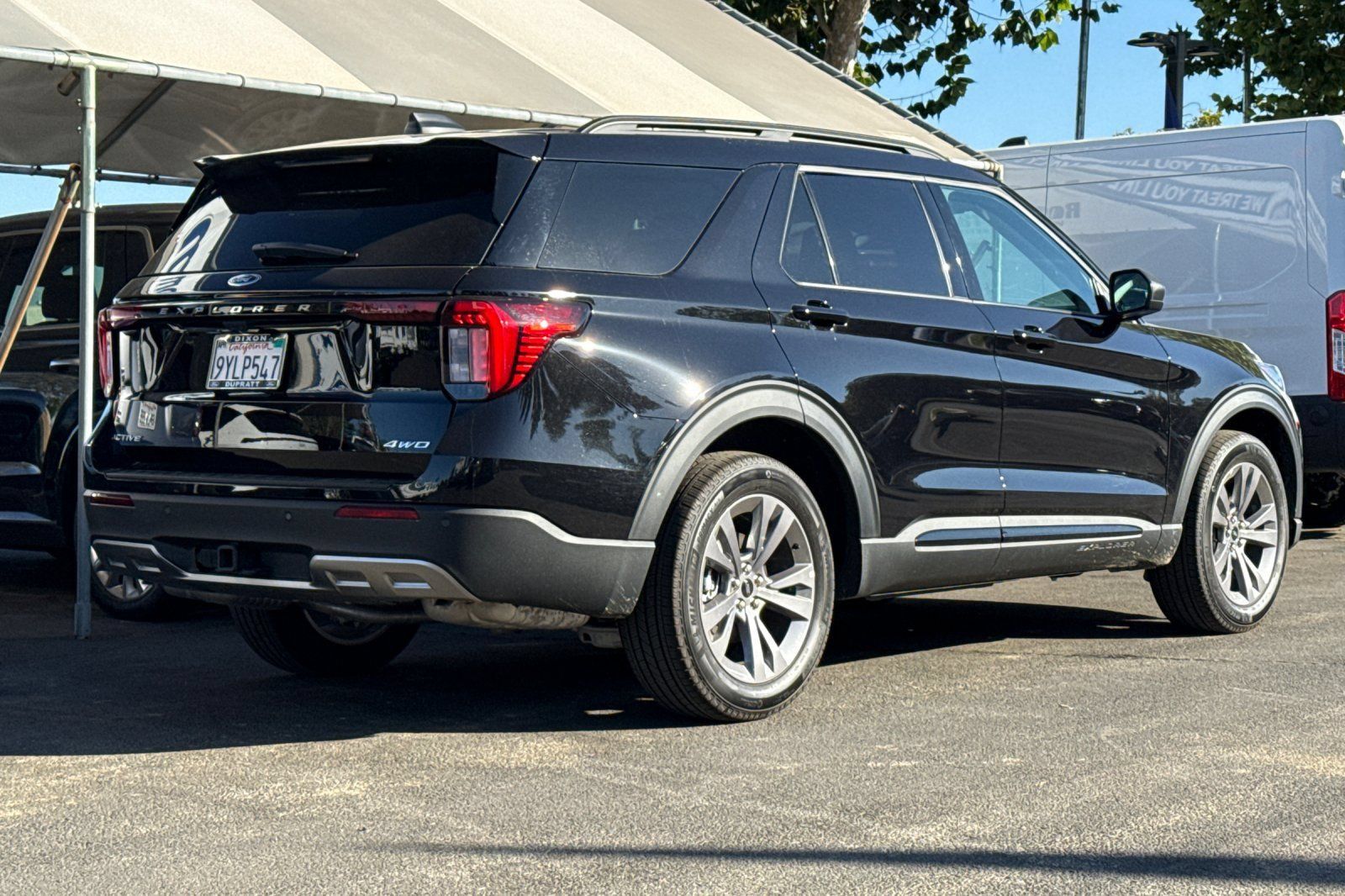 Used 2026 Ford Explorer Active w/ Active Comfort Package AWD/4WD image 4