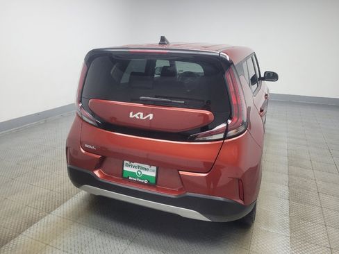 Used 2023 Kia Soul LX w/ Option Group 015 FWD image 7