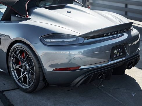 Used 2025 Porsche 718 Boxster Spyder RS w/ Accent Package Logos image 15