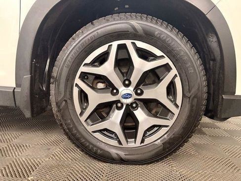 Used 2020 Subaru Forester Premium image 20