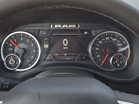 New 2026 RAM 1500 Big Horn AWD/4WD image 13