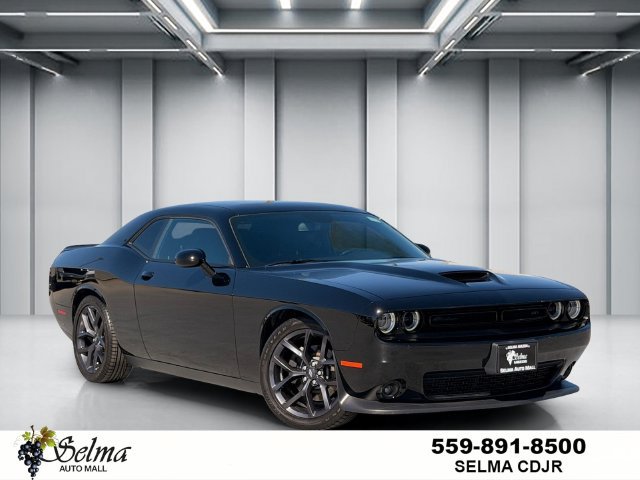 Used 2020 Dodge Challenger GT w/ Blacktop Package RWD image 1