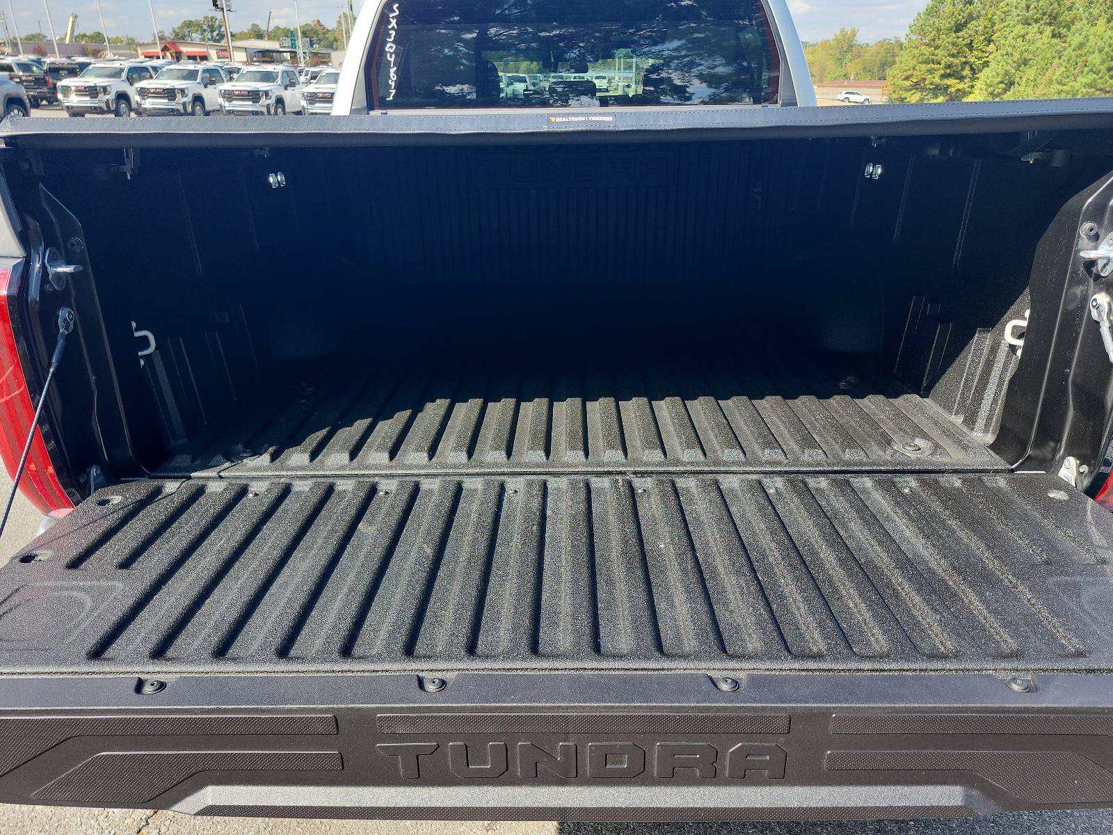 Used 2025 Toyota Tundra SR5 AWD/4WD image 11