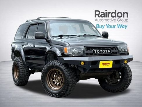 Used 2002 Toyota 4Runner SR5 w/ Upgrade Value Pkg 2 AWD/4WD image 1