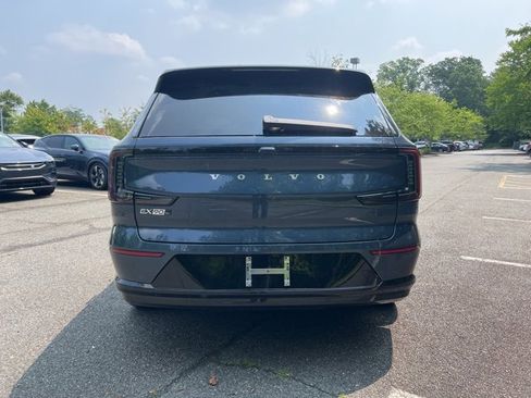 New 2025 Volvo EX90 Ultra image 6