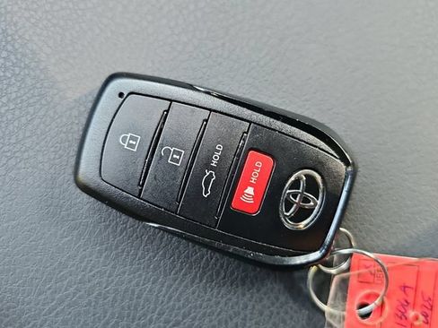 Used 2025 Toyota Camry LE w/ Convenience Package AWD/4WD image 29