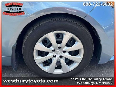 Used 2021 Toyota Corolla LE FWD image 13