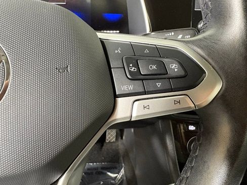 Used 2024 Volkswagen Jetta SE FWD image 25