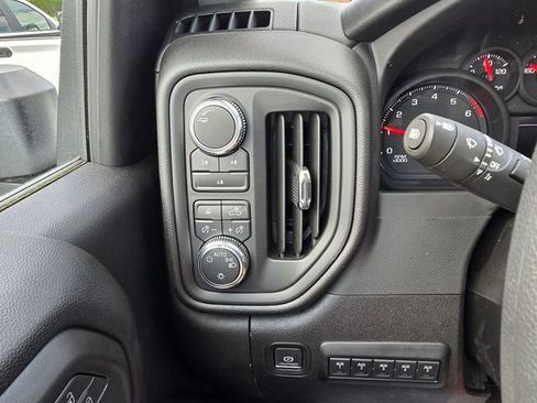 New 2025 GMC Sierra 3500 Pro image 15