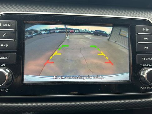 Used 2021 Nissan Kicks S image 23