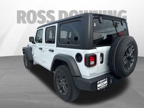 Used 2025 Jeep Wrangler Unlimited Sport AWD/4WD image 5