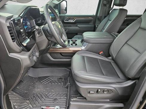 Used 2025 Chevrolet Silverado 2500 LT w/ Texas Edition image 14
