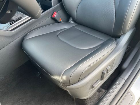 New 2026 Kia Sportage EX w/ EX Panorama Roof Package image 24