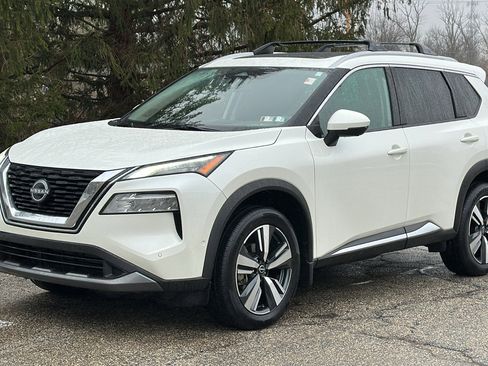 Certified 2023 Nissan Rogue SL w/ SL Premium Package image 2