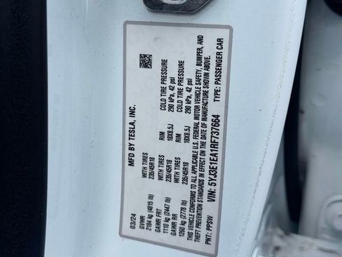 Used 2024 Tesla Model 3 Standard Range RWD image 25