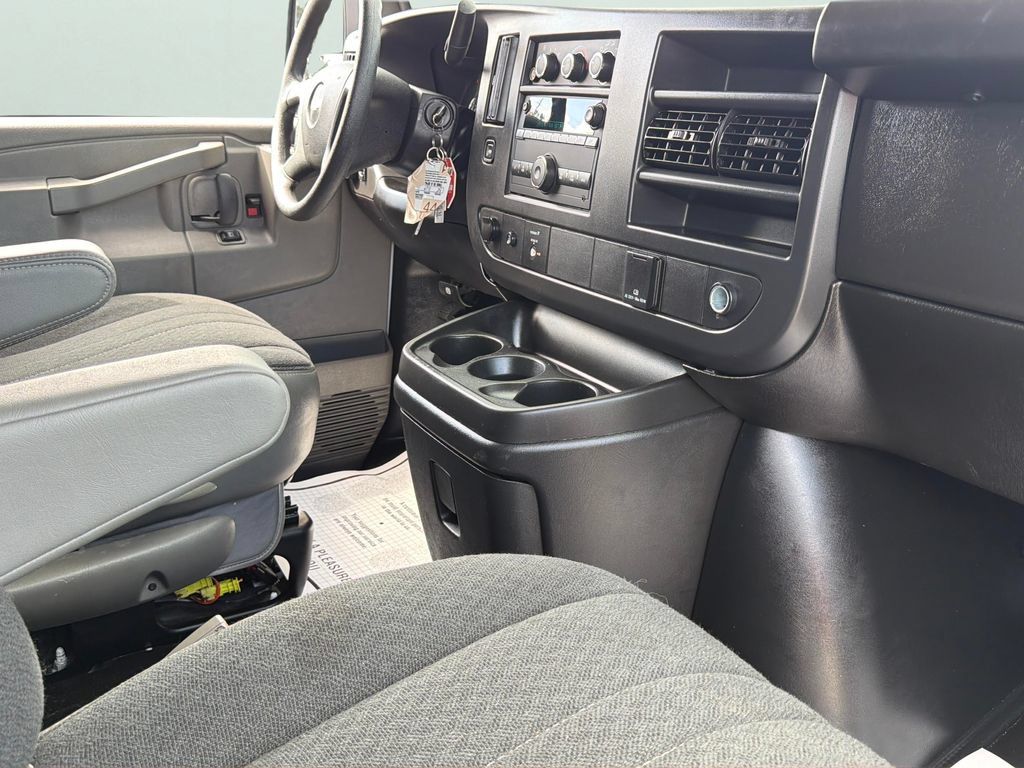 Used 2025 Chevrolet Express 2500 w/ Driver Convenience Package RWD image 32