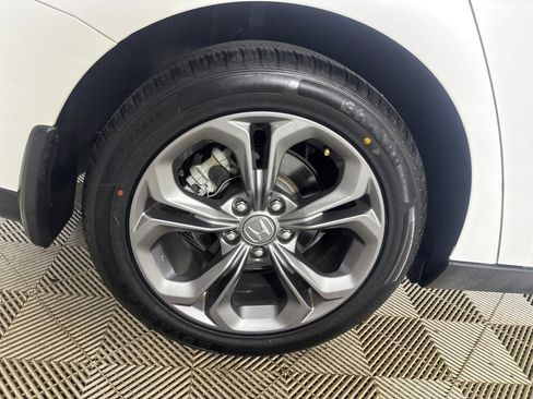 Used 2023 Honda Accord EX image 32
