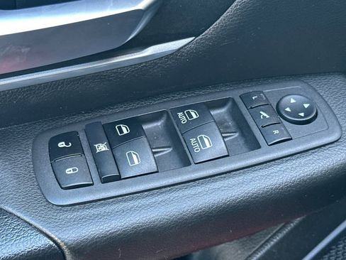 Used 2022 RAM 1500 Big Horn image 14