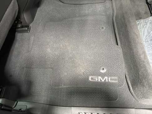 Used 2024 GMC Sierra 1500 Denali w/ Denali Reserve Package image 21