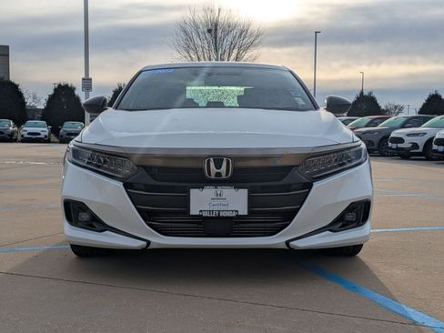 Certified 2022 Honda Accord Sport image 4