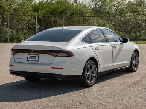Used 2024 Honda Accord EX image 8