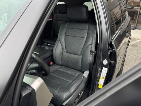 Used 2024 Toyota Sequoia SR5 w/ SR5 Premium Package AWD/4WD image 25