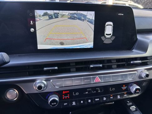 Used 2024 Kia Telluride S w/ S Sunroof Package image 8