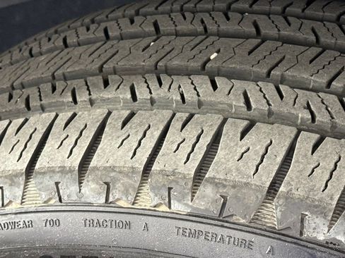 Certified 2025 Jeep Wrangler Unlimited Sahara AWD/4WD image 14