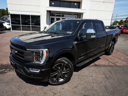 Used 2022 Ford F150 Lariat w/ Equipment Group 502A High AWD/4WD image 8