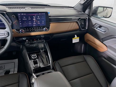 New 2026 GMC Canyon AT4 w/ Technology Plus Package image 21