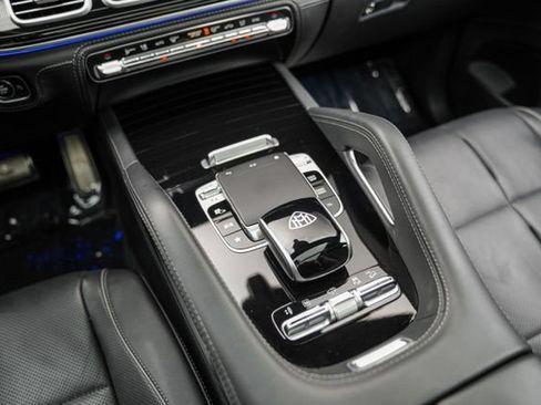 Used 2021 Mercedes-Benz Maybach GLS 600 4MATIC image 42