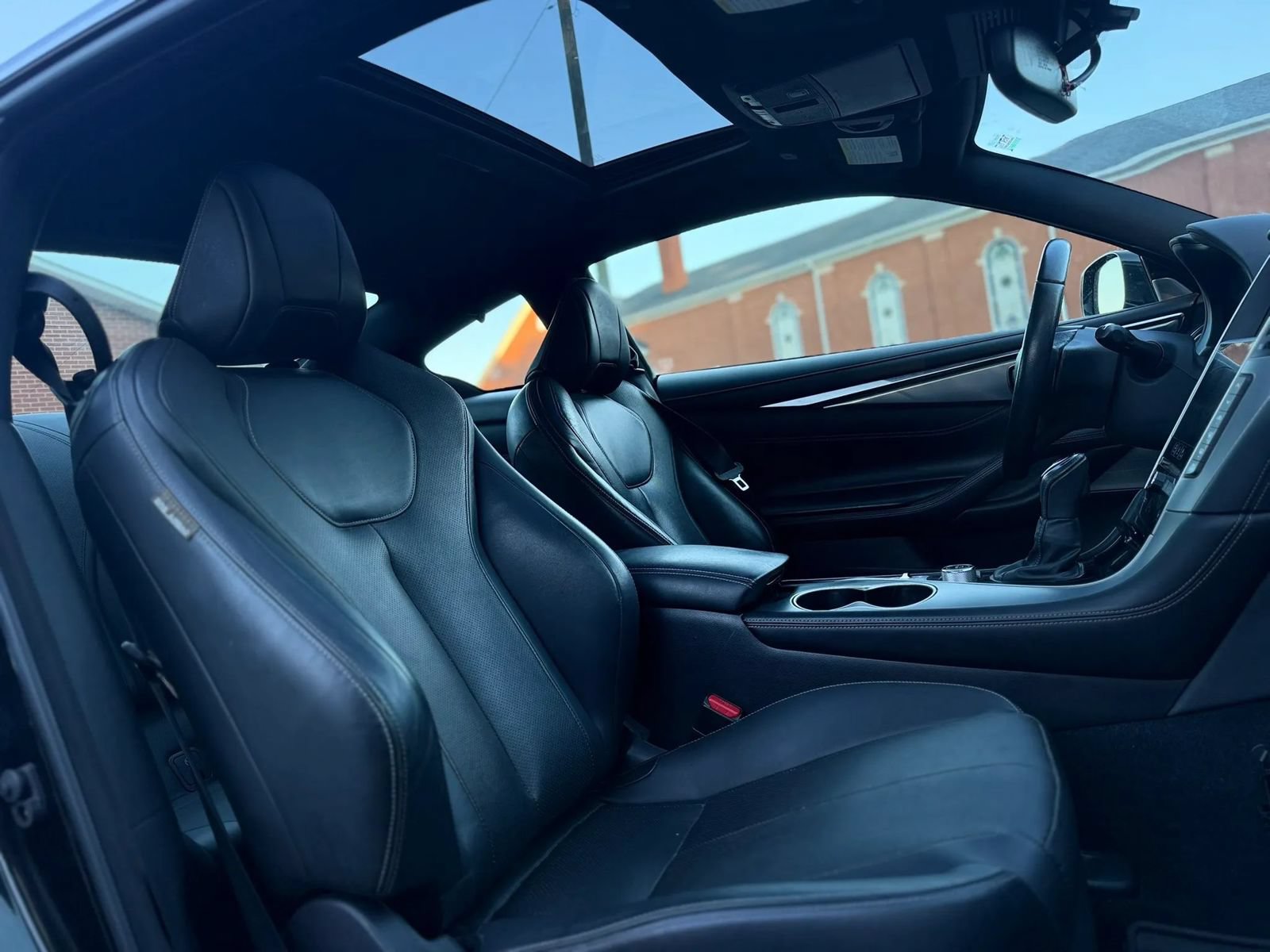 Used 2018 INFINITI Q60 3.0t Luxe w/ Sensory Package 3.0T Luxe AWD/4WD image 15