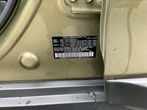 Used 2023 Subaru Outback Premium AWD/4WD image 32