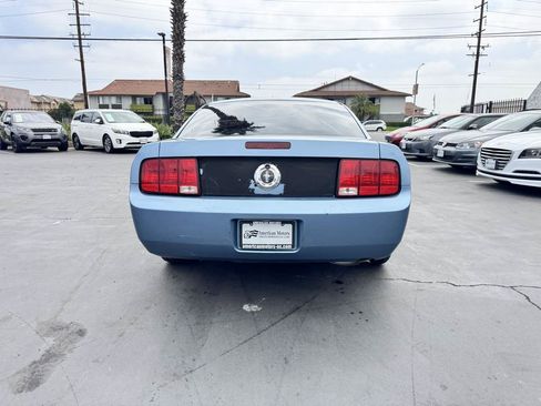 Used 2006 Ford Mustang Coupe RWD image 3