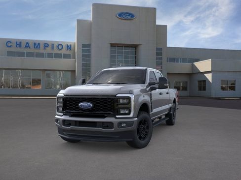 New 2026 Ford F250 4x4 Crew Cab Super Duty image 2