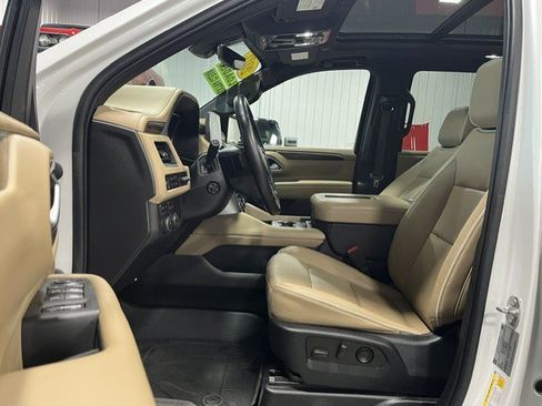 Certified 2022 Chevrolet Tahoe Premier AWD/4WD image 11