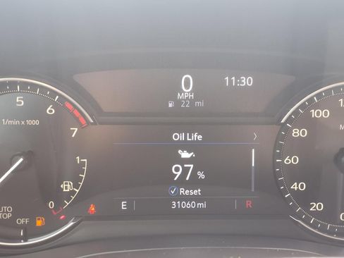 Used 2024 Cadillac XT6 Luxury FWD image 13