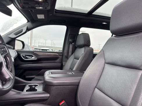 Certified 2023 Chevrolet Suburban Z71 w/ Luxury Package image 25