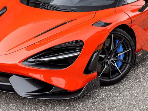 Used 2021 McLaren 765LT RWD image 52