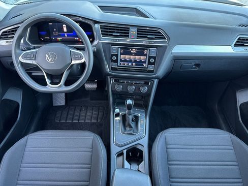 Used 2022 Volkswagen Tiguan S image 13
