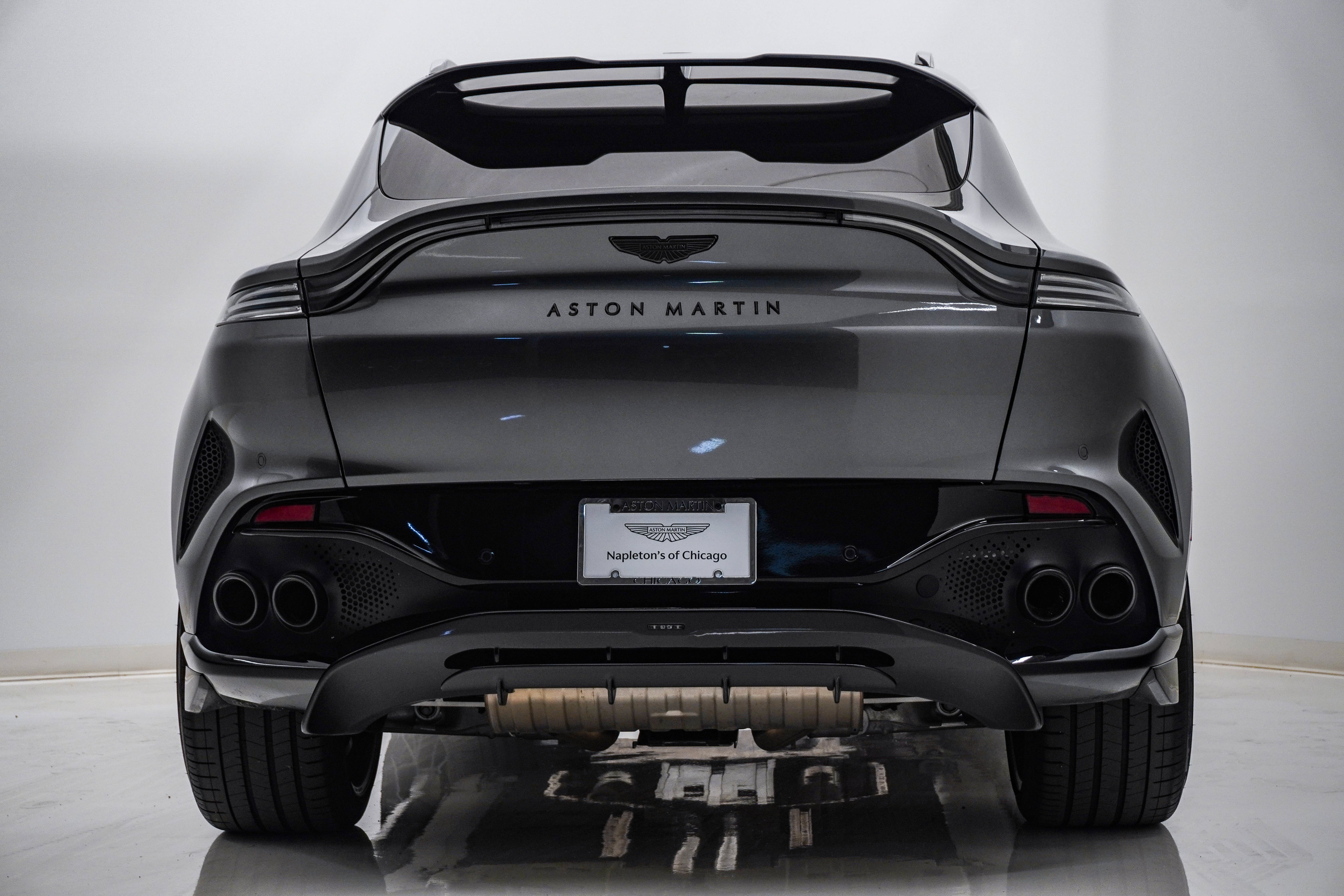 Used 2026 Aston Martin DBX 707 AWD/4WD image 7