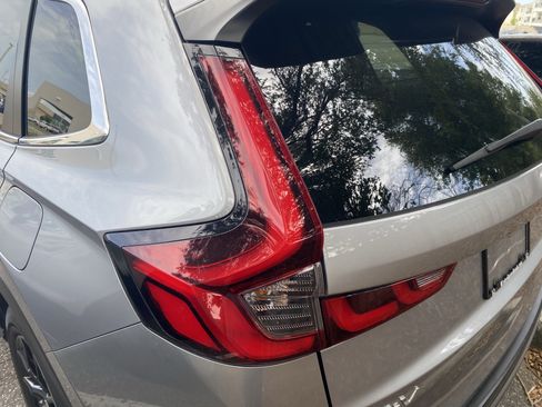 Used 2023 Honda CR-V Sport image 20