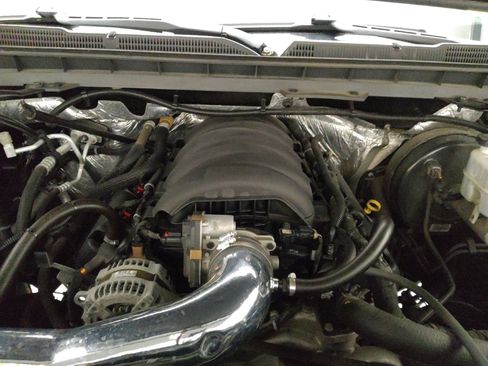 Used 2017 Chevrolet Silverado 1500 LT w/ All Star Edition image 30