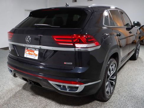 Used 2022 Volkswagen Atlas Cross Sport SEL Premium R-Line image 7