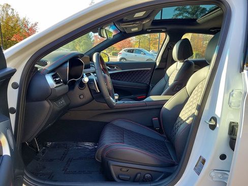 Used 2025 Genesis G70 3.3T Advanced w/ Sport Prestige Package image 14