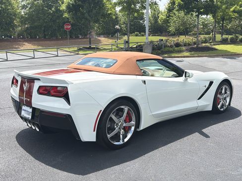 Used 2014 Chevrolet Corvette Stingray Convertible w/ 3LT Preferred Equipment Group RWD image 9