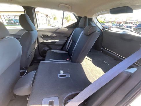 Used 2020 Nissan Kicks S FWD image 29