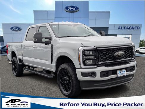 New 2026 Ford F250 Lariat w/ Black Appearance Package image 1