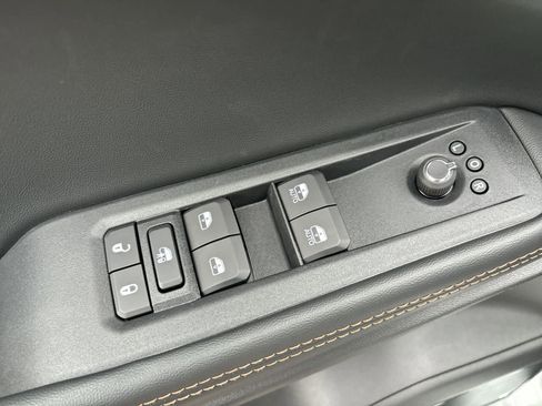 New 2026 Jeep Cherokee Overland image 10