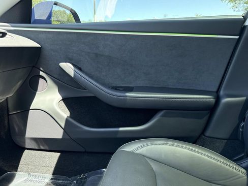 Used 2025 Tesla Model 3 Long Range AWD/4WD image 30
